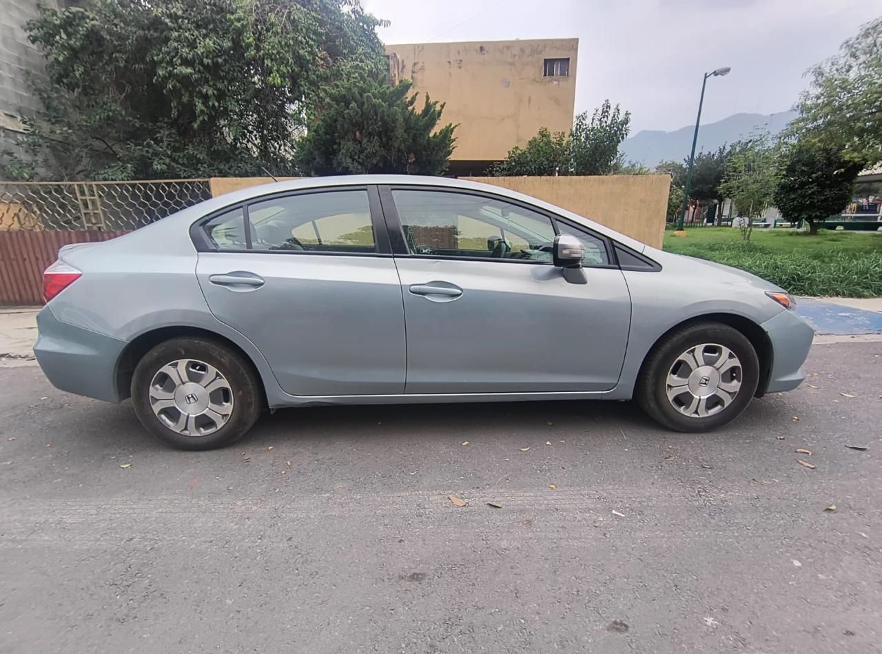 Honda Civic Hybrid 2012 - vista lateral completa